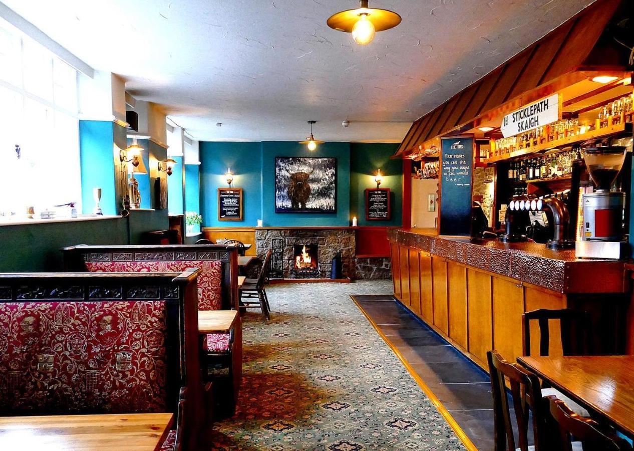 The Tors Hotel Okehampton Exterior foto